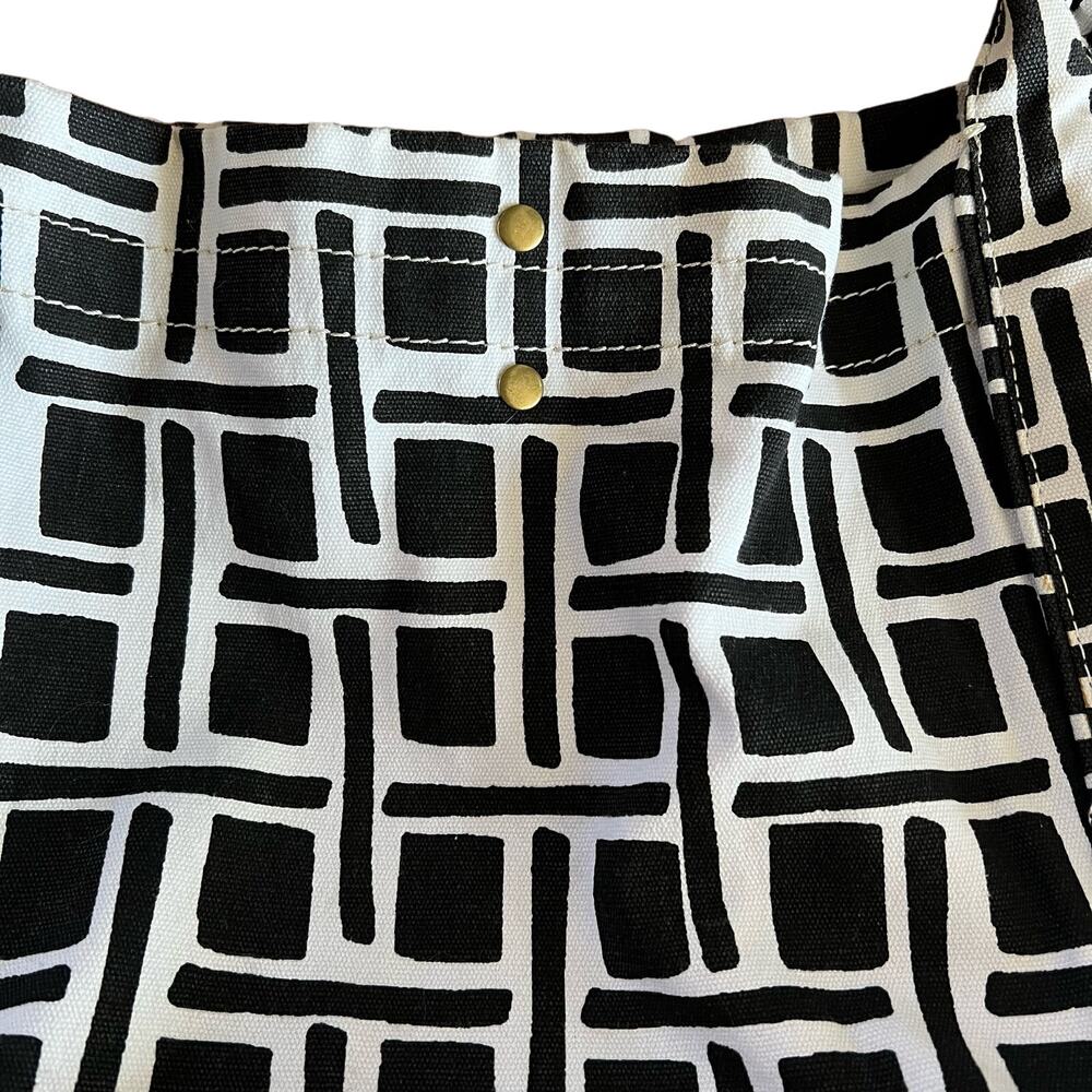 Merona Cotton Tote Bag Black and White Geometric Print - Picture 6 of 12
